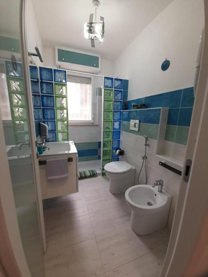Ambos Mundos Apartment Quartu Sant'Elena Bagian luar foto