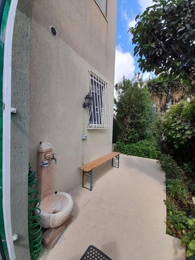 Ambos Mundos Apartment Quartu Sant'Elena Bagian luar foto