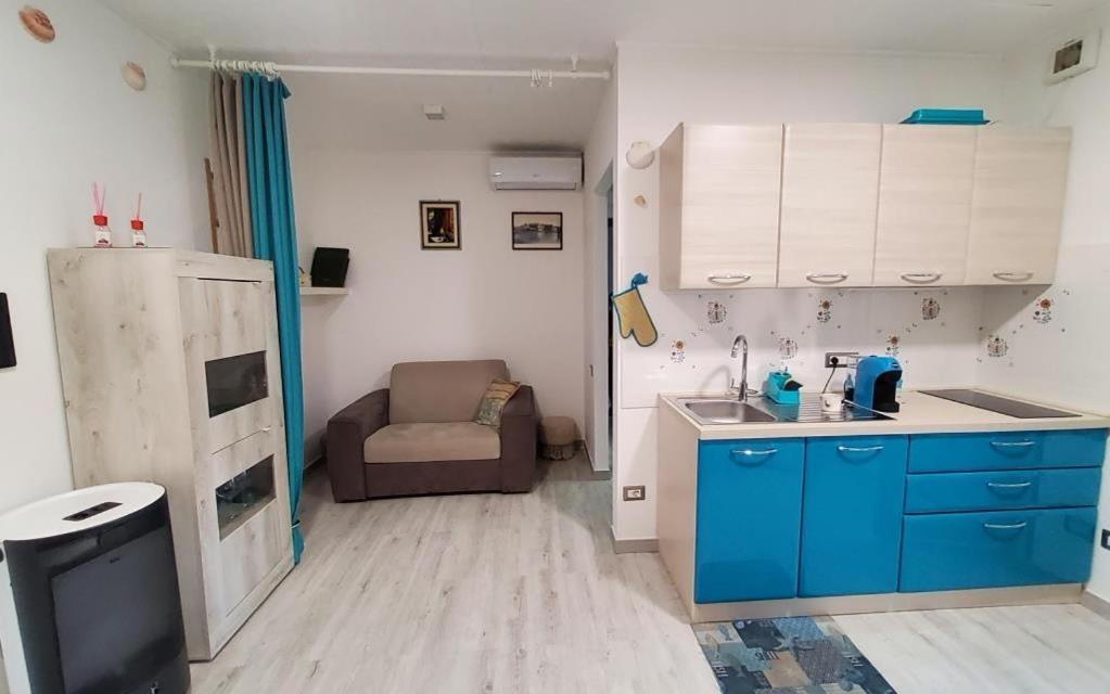 Ambos Mundos Apartment Quartu Sant'Elena Bagian luar foto